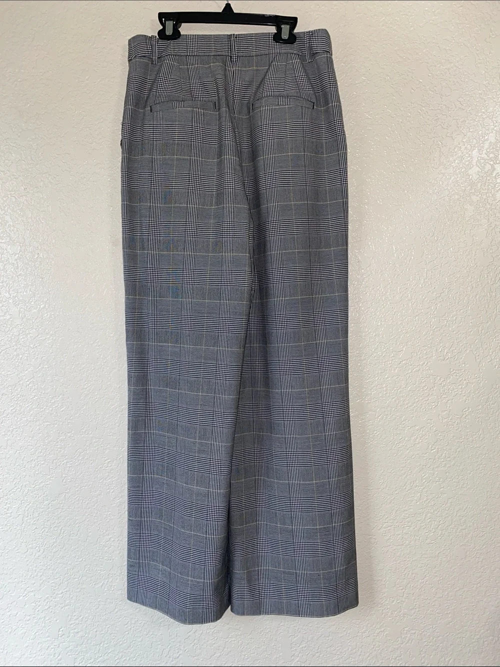 Ladie’s Plaid Suit